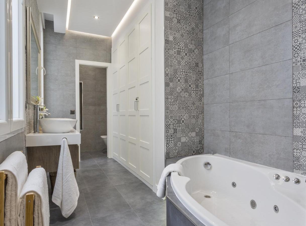 Charming City Center Apartment For 4 Perfect Location, Espoz Y Mina III Madri Exterior foto