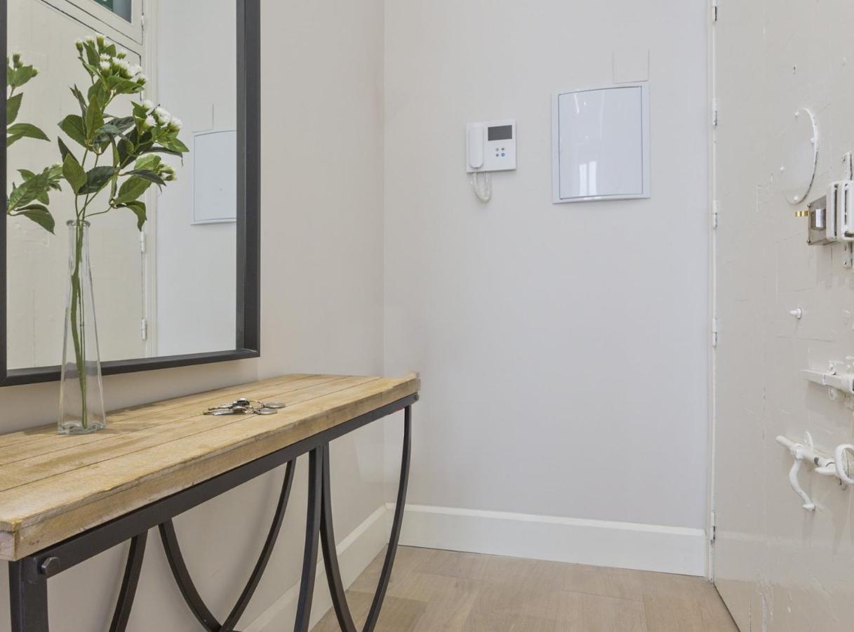 Charming City Center Apartment For 4 Perfect Location, Espoz Y Mina III Madri Exterior foto